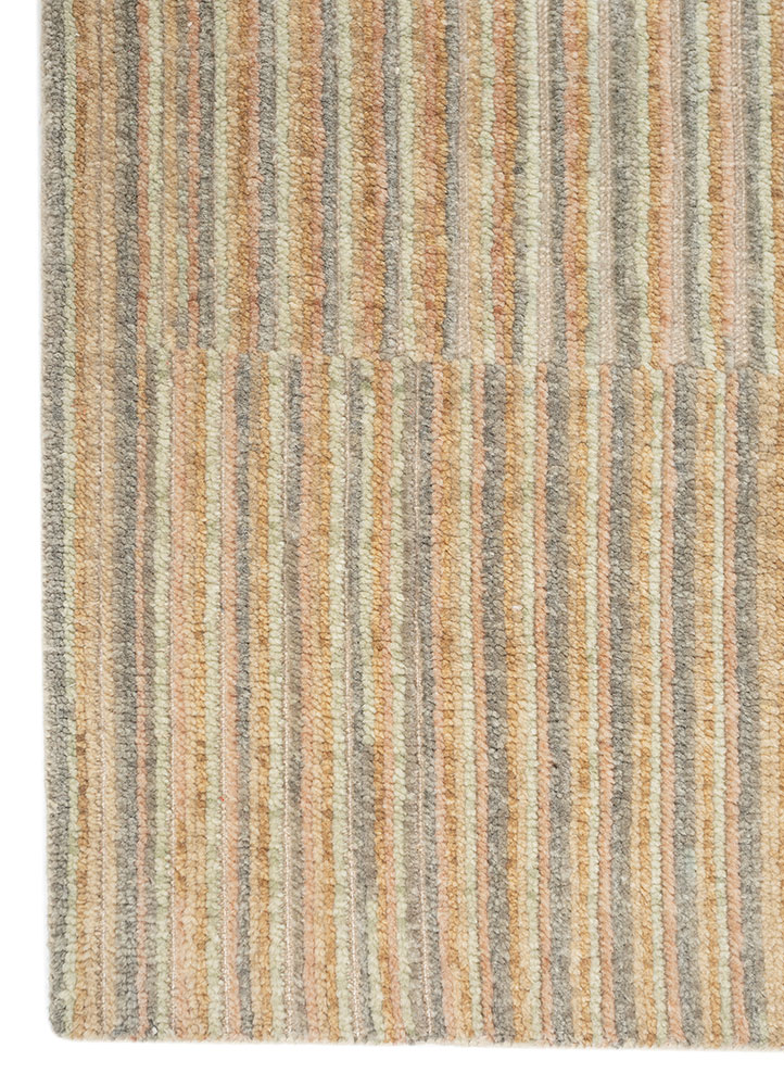 blythe ivory wool hand knotted Rug - Corner