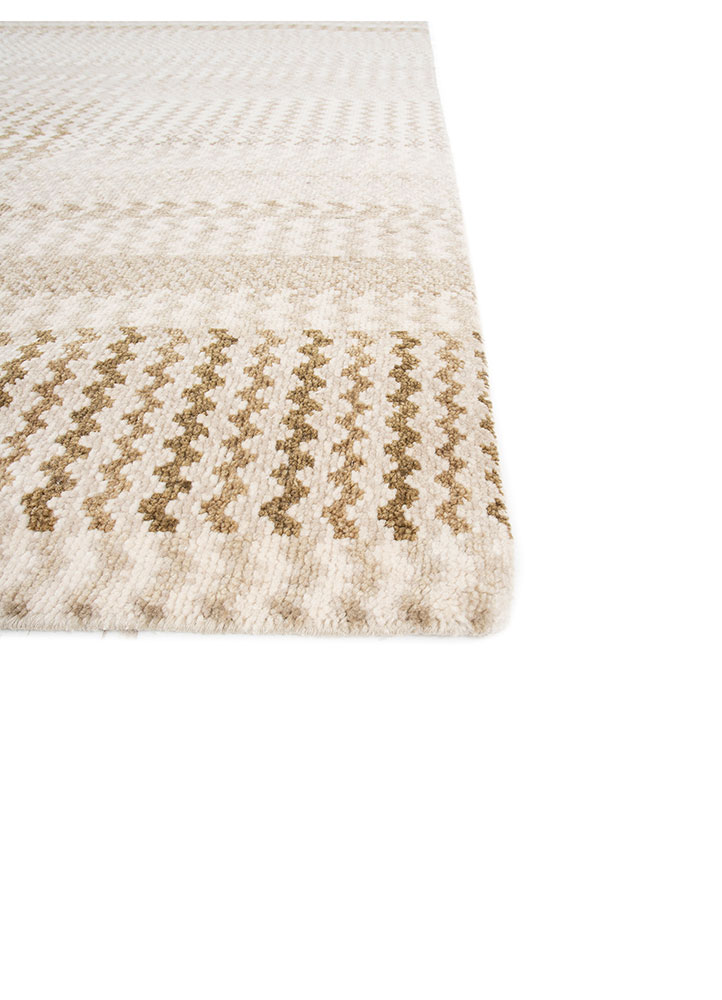 savana ivory wool hand knotted Rug - Corner