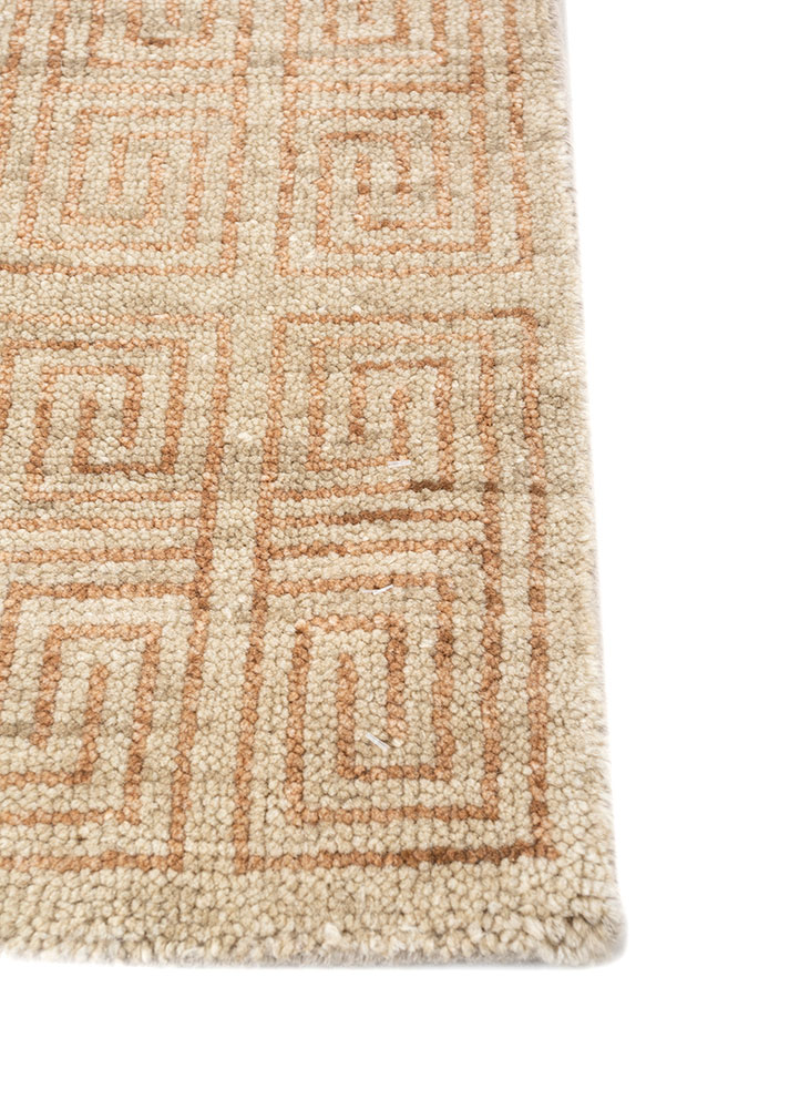 thyme gold wool hand knotted Rug - Corner