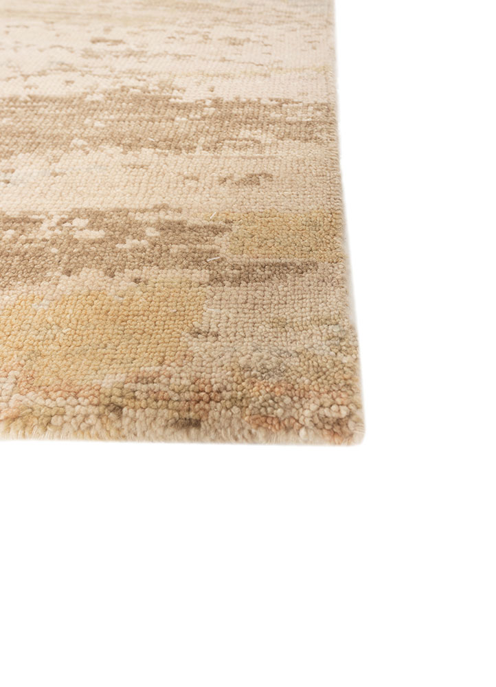 uvenuti ivory wool hand knotted Rug - Corner