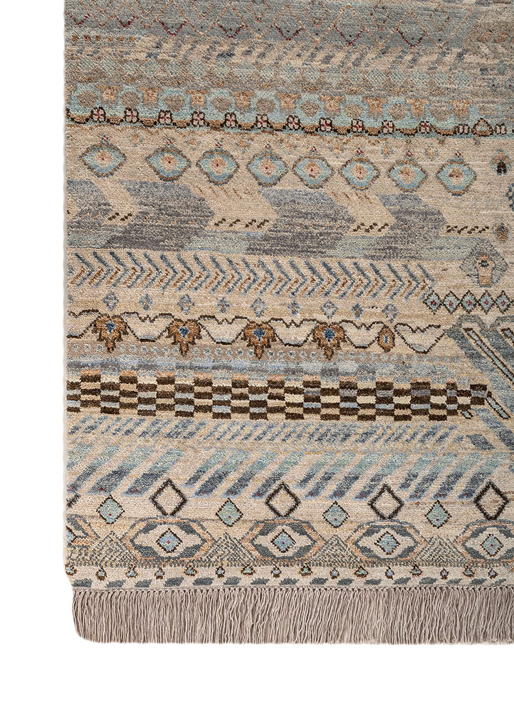 manchaha ivory wool hand knotted Rug - Corner