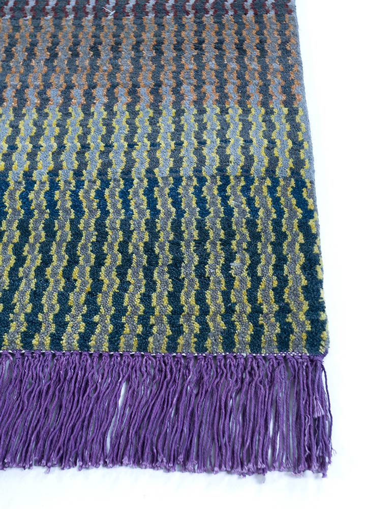 manchaha blue wool and bamboo silk hand knotted Rug - Corner
