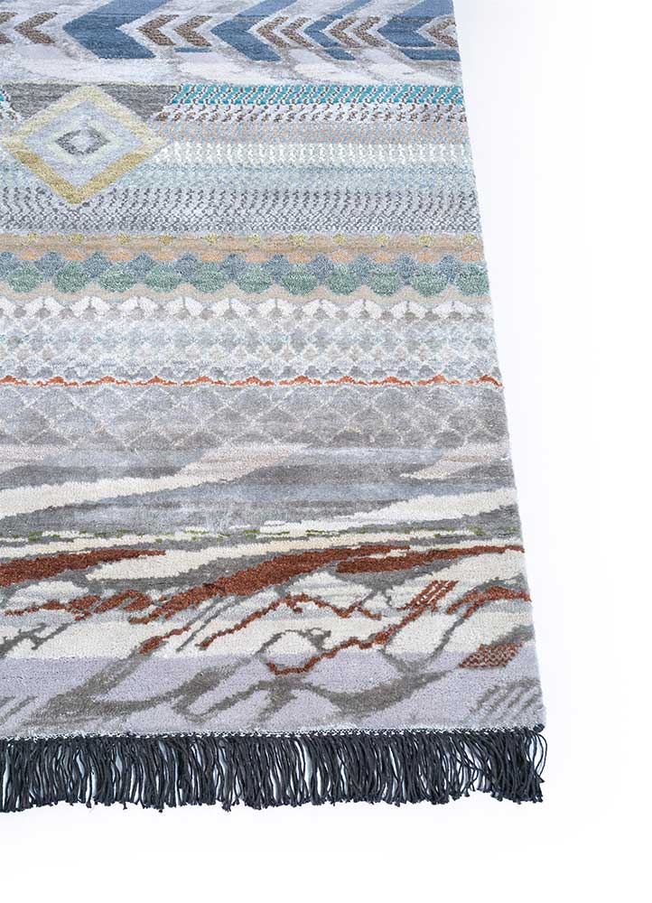 manchaha grey and black wool and bamboo silk hand knotted Rug - Corner