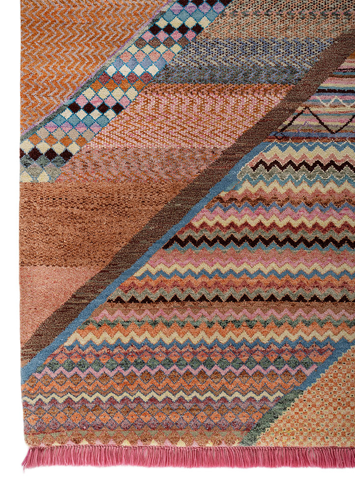 manchaha red and orange wool and bamboo silk hand knotted Rug - Corner