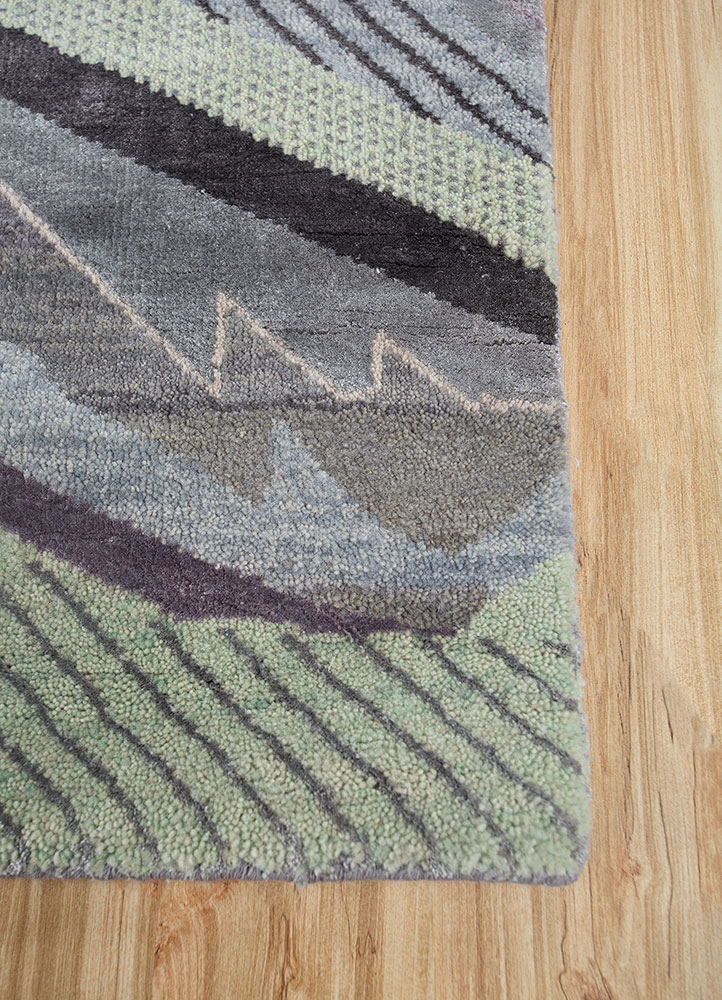 manchaha grey and black wool and bamboo silk hand knotted Rug - Corner