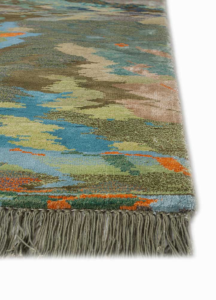 manchaha green wool and bamboo silk hand knotted Rug - Corner