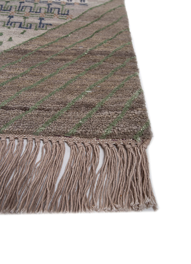 manchaha ivory wool and bamboo silk hand knotted Rug - Corner