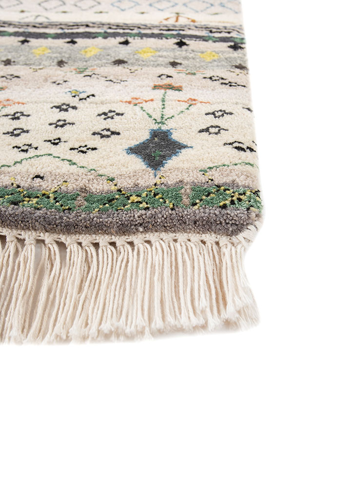 manchaha ivory wool and bamboo silk hand knotted Rug - Corner
