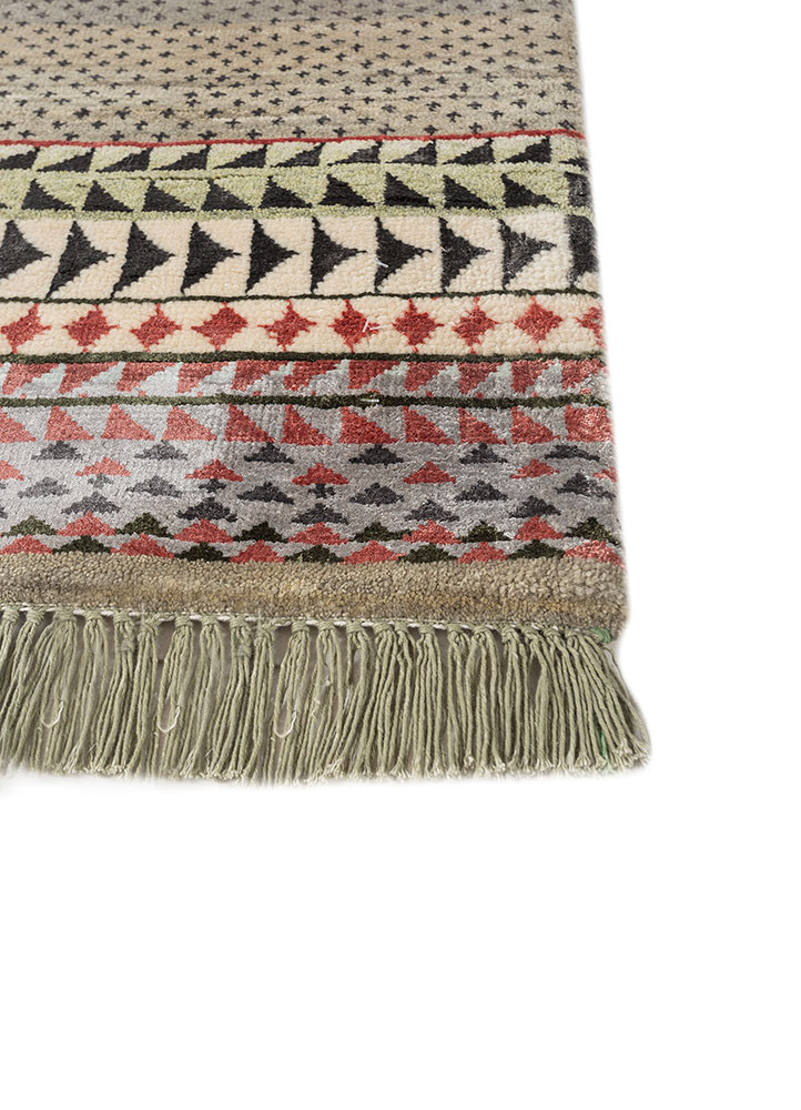 manchaha green wool and bamboo silk hand knotted Rug - Corner