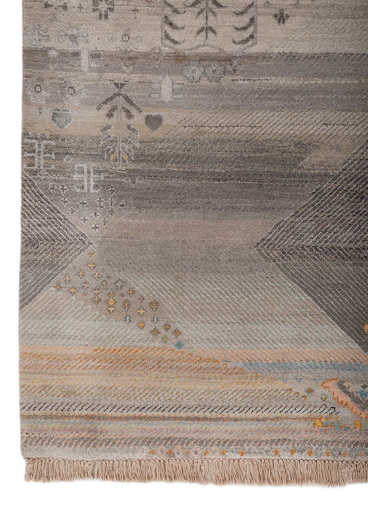 manchaha grey and black wool and bamboo silk hand knotted Rug - Corner