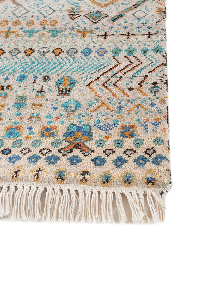 manchaha ivory wool and bamboo silk hand knotted Rug - Corner