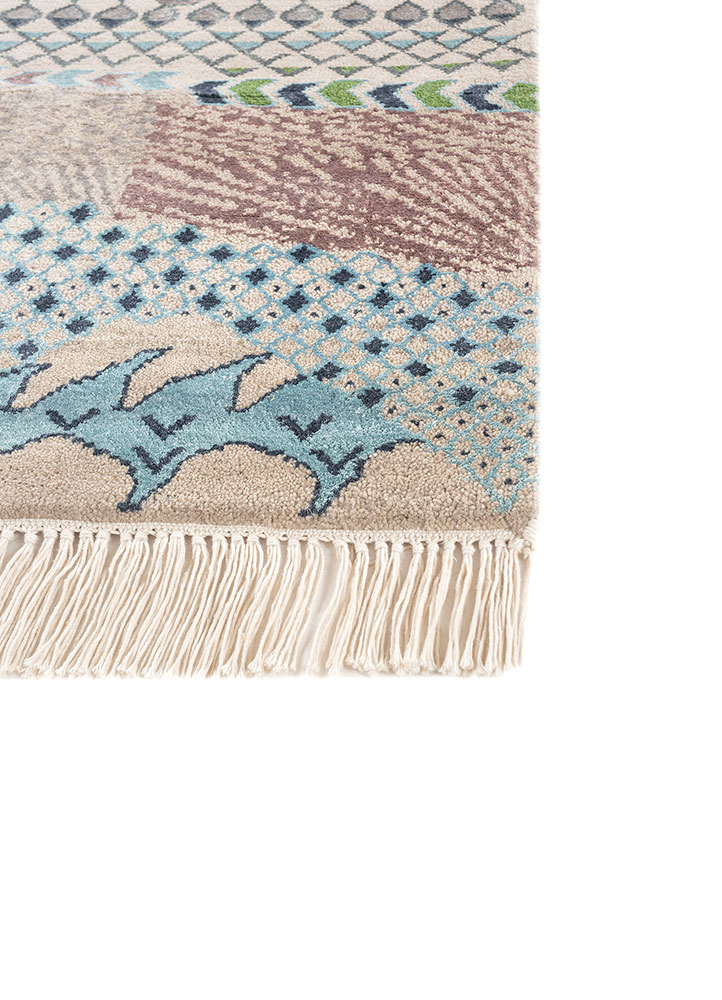 manchaha ivory wool and bamboo silk hand knotted Rug - Corner