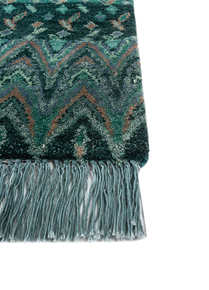 manchaha green wool and bamboo silk hand knotted Rug - Corner