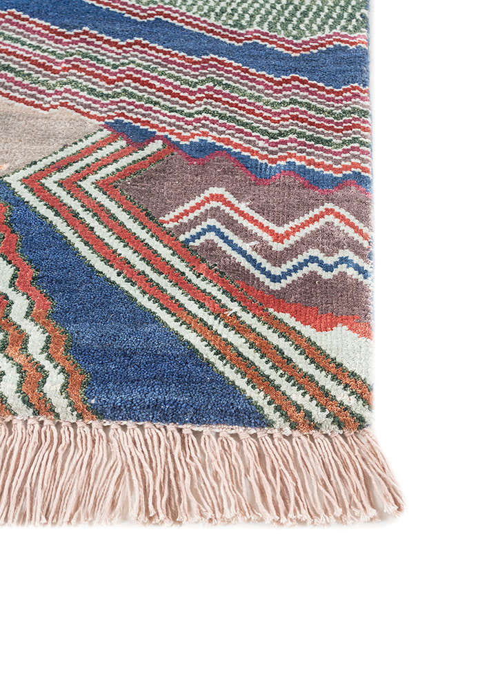manchaha pink and purple wool and bamboo silk hand knotted Rug - Corner