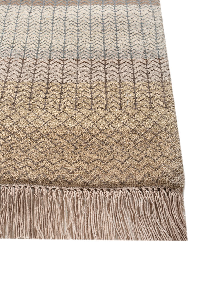 manchaha ivory wool and bamboo silk hand knotted Rug - Corner