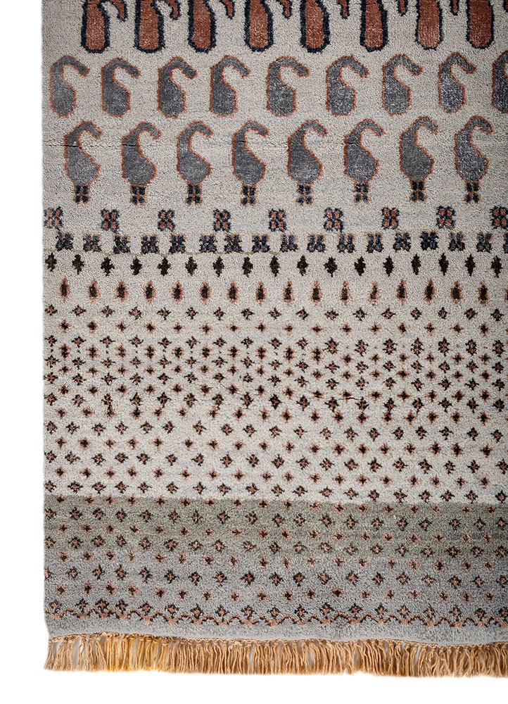 manchaha red and orange wool and bamboo silk hand knotted Rug - Corner