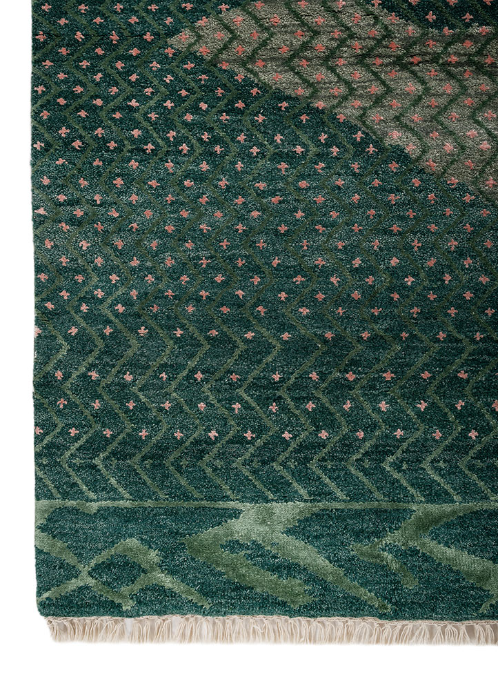 manchaha blue wool and bamboo silk hand knotted Rug - Corner