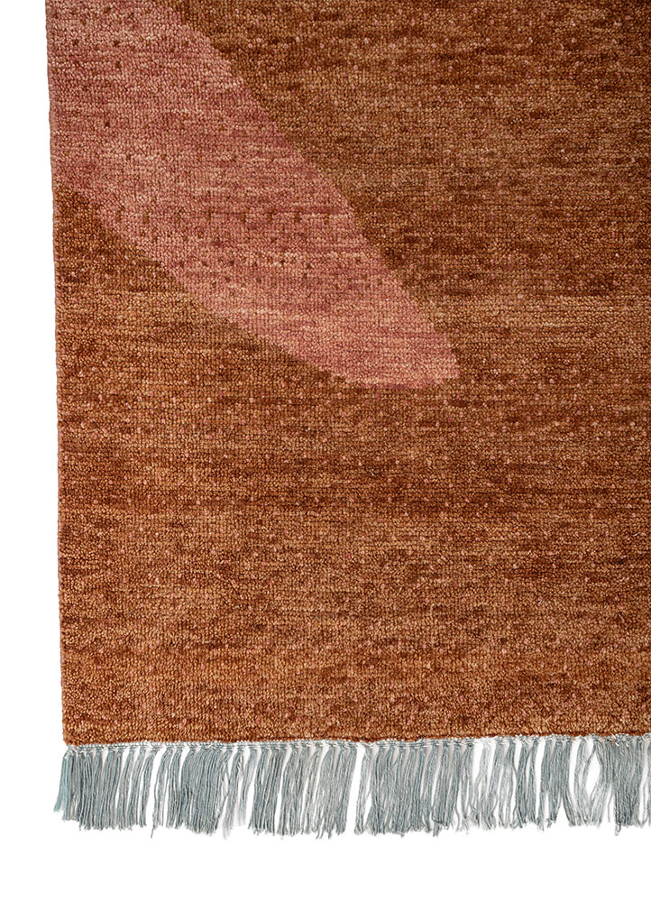 manchaha red and orange wool hand knotted Rug - Corner