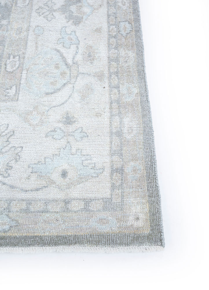 erbe grey and black wool hand knotted Rug - Corner