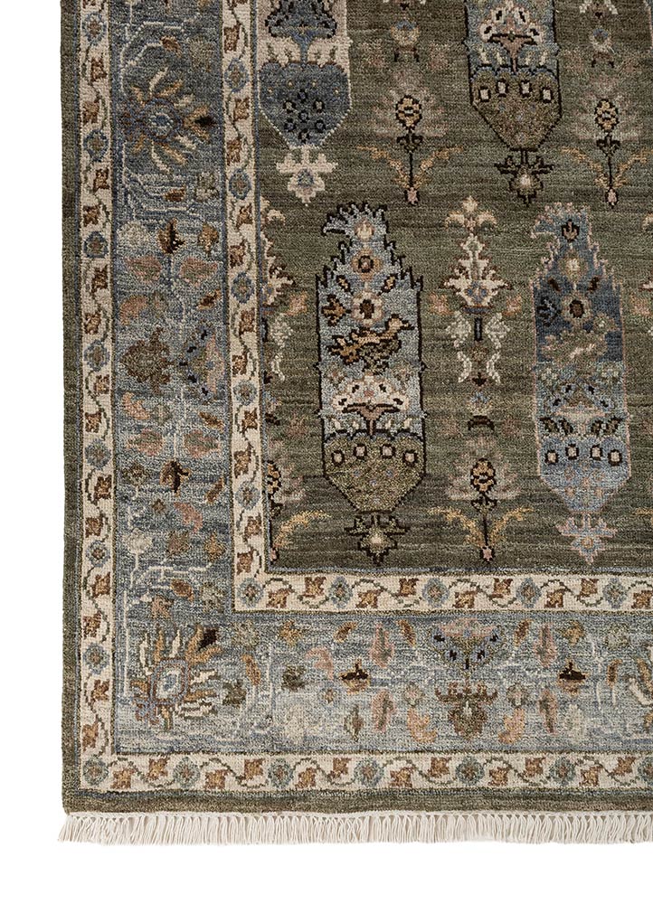 savana green wool hand knotted Rug - Corner