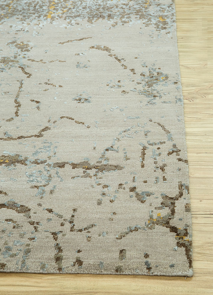 uvenuti ivory wool and bamboo silk hand knotted Rug - Corner