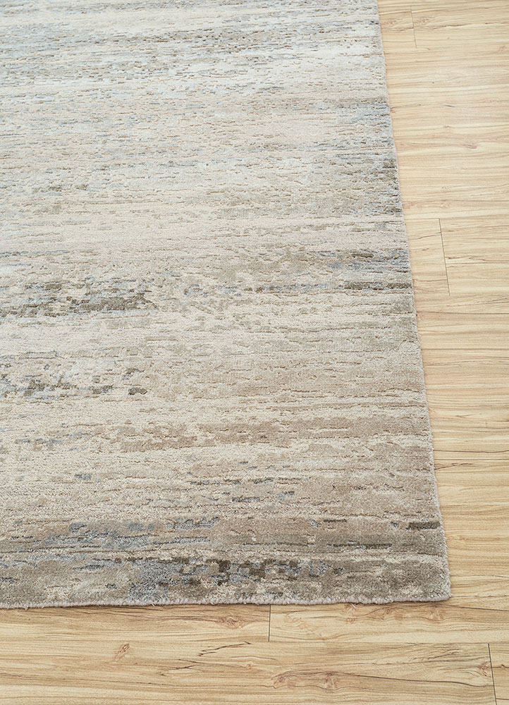 uvenuti ivory wool and bamboo silk hand knotted Rug - Corner