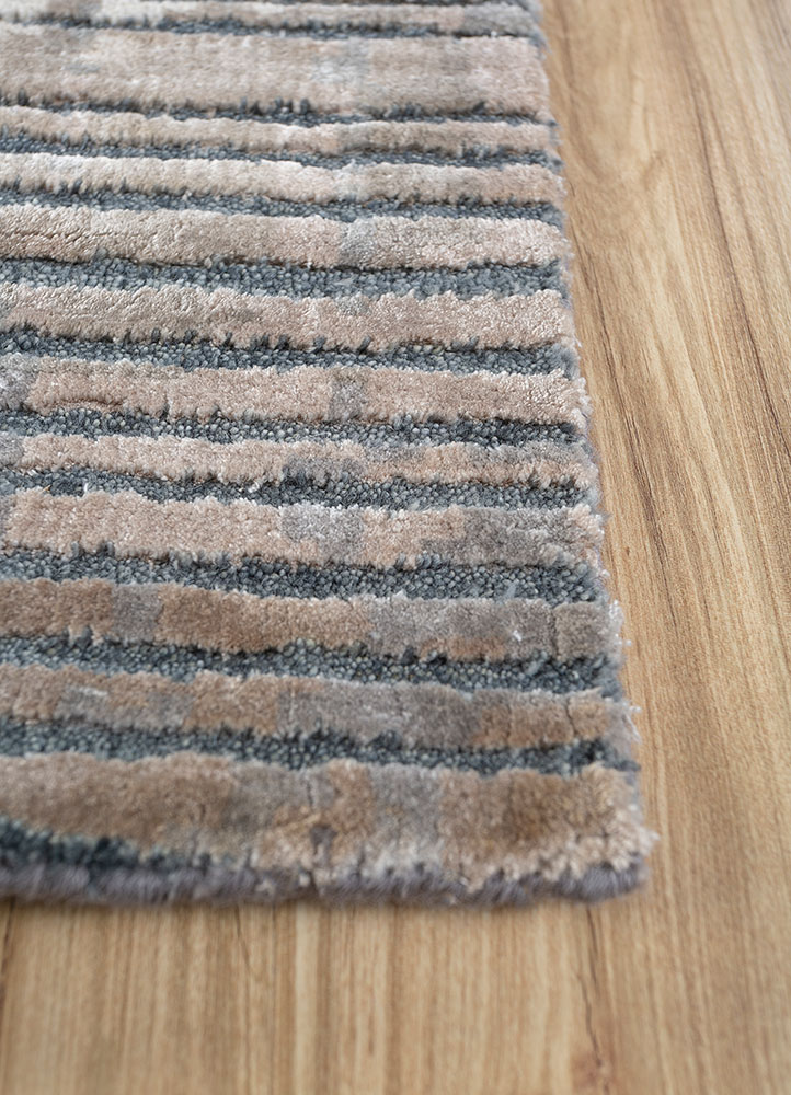 uvenuti blue wool and bamboo silk hand knotted Rug - Corner