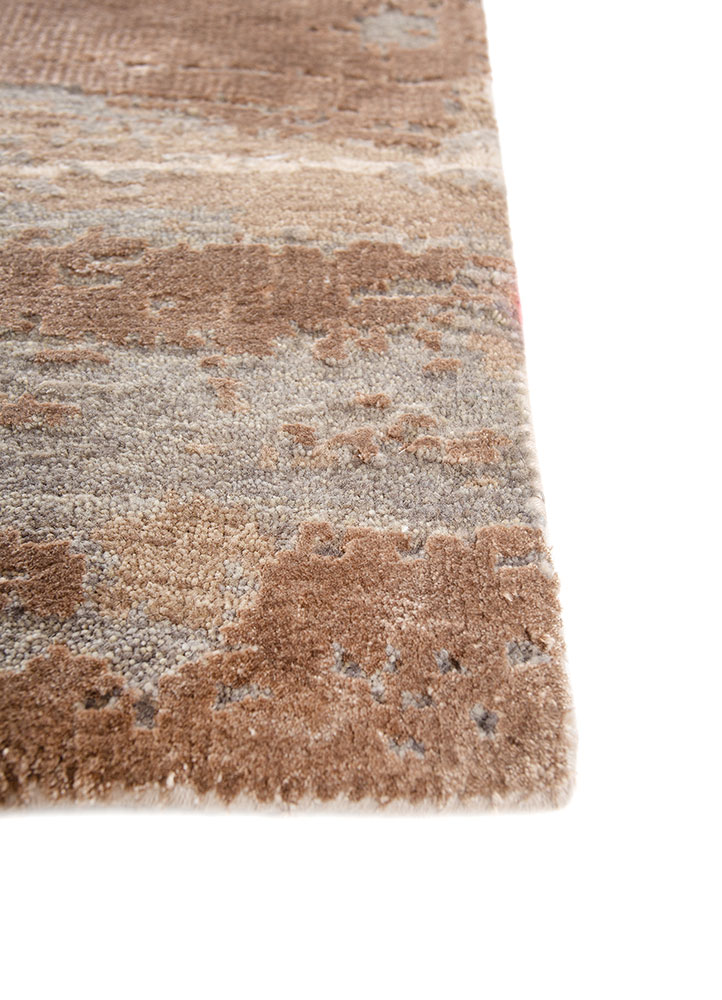 entropy ivory wool and bamboo silk hand knotted Rug - Corner