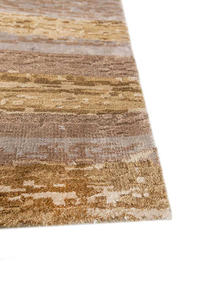 entropy gold wool and bamboo silk hand knotted Rug - Corner