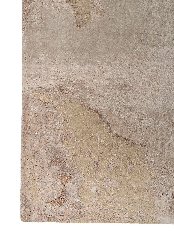 uvenuti ivory wool and bamboo silk hand knotted Rug - Corner