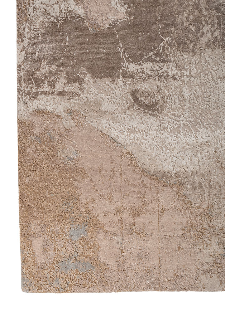 uvenuti ivory wool and bamboo silk hand knotted Rug - Corner