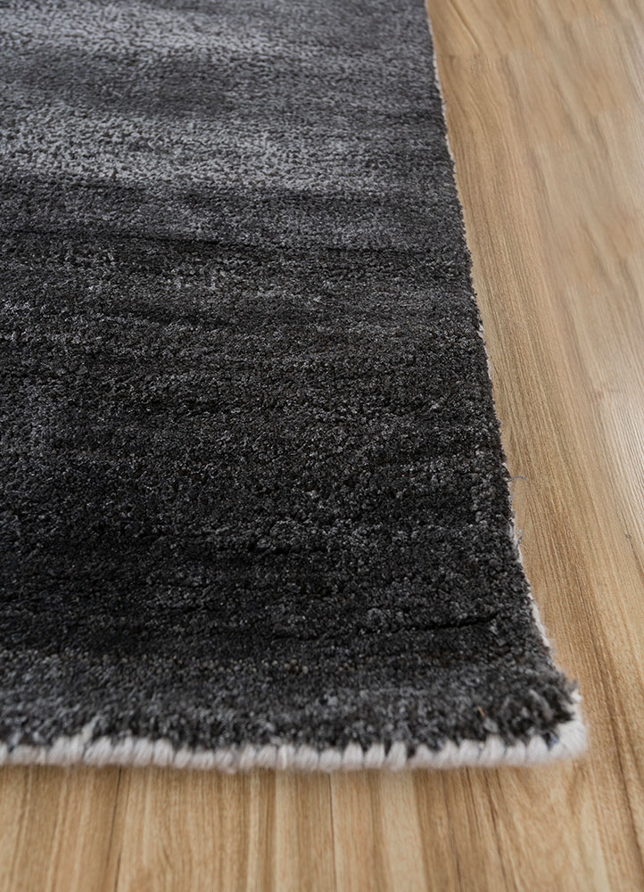 uvenuti ivory wool and bamboo silk hand knotted Rug - Corner