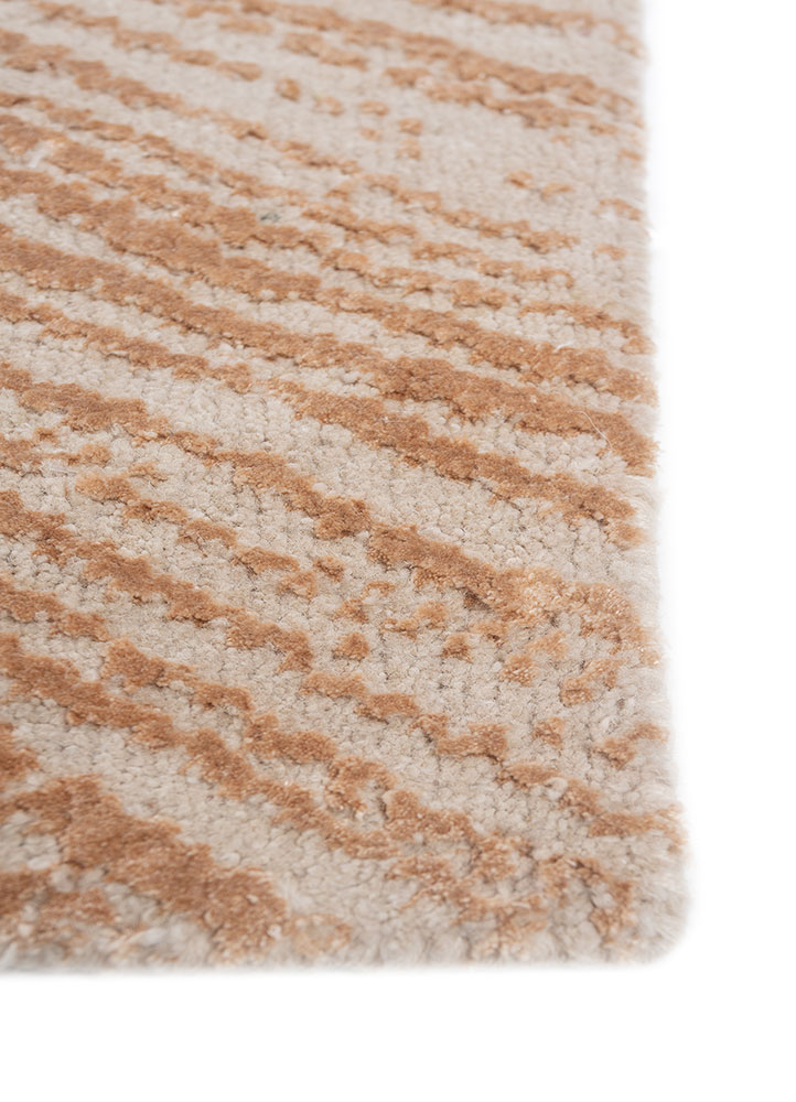 uvenuti ivory wool and bamboo silk hand knotted Rug - Corner