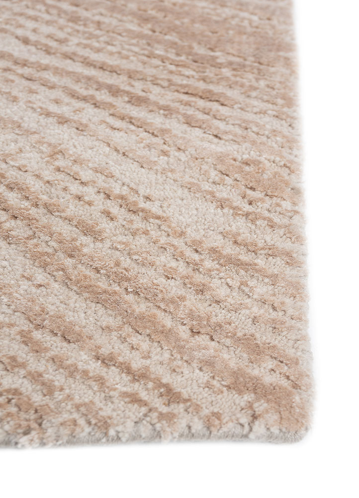 uvenuti ivory wool and bamboo silk hand knotted Rug - Corner