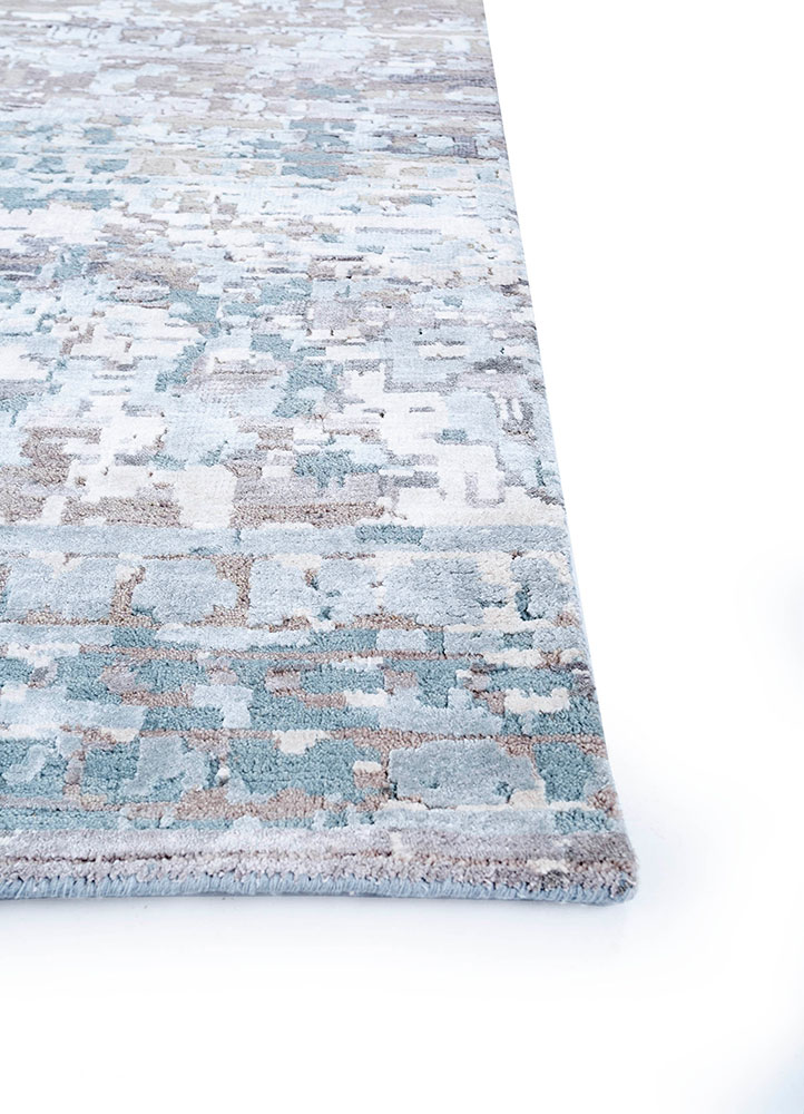 far east blue wool and bamboo silk hand knotted Rug - Corner