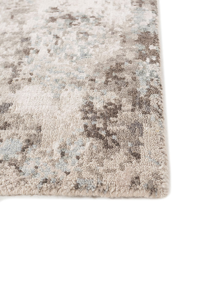 uvenuti ivory wool and bamboo silk hand knotted Rug - Corner