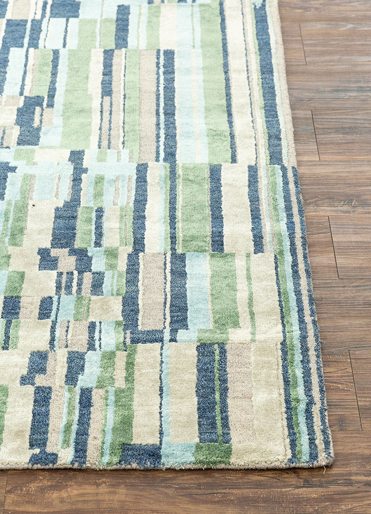 uvenuti grey and black wool and bamboo silk hand knotted Rug - Corner