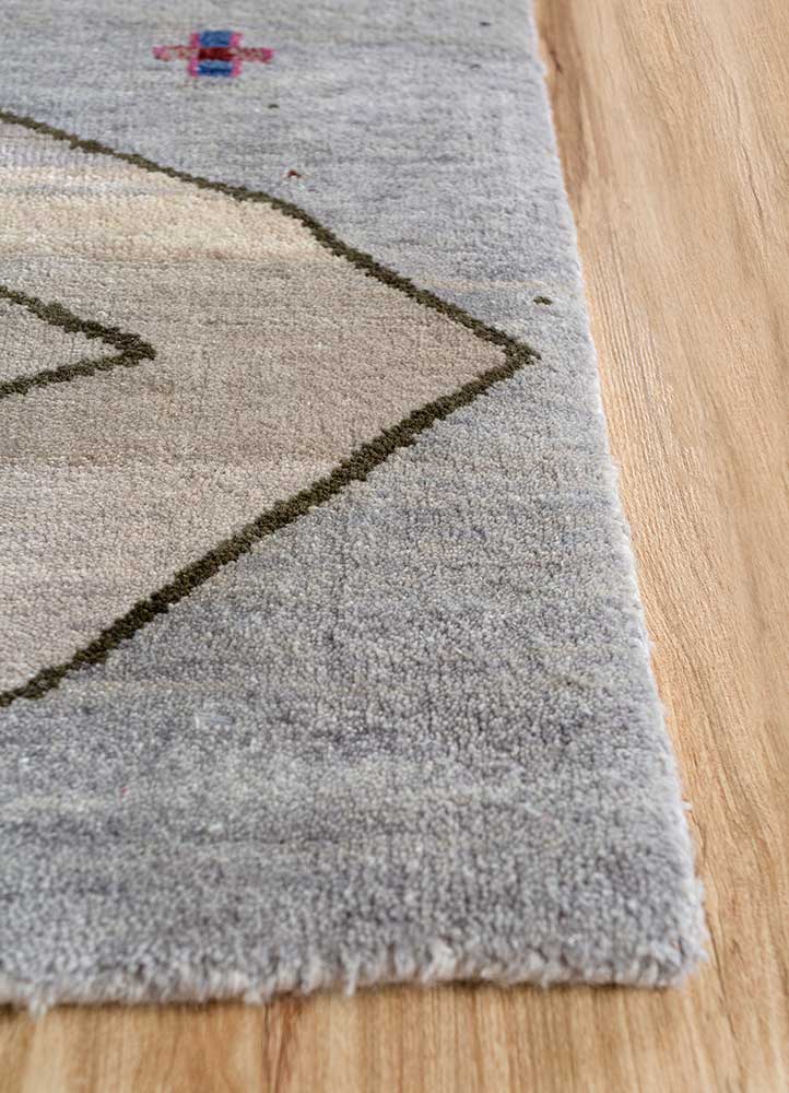 freedom manchaha ivory wool and silk hand knotted Rug - Corner