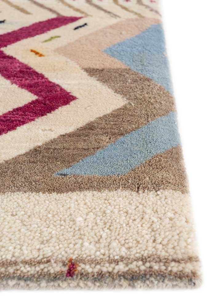 manchaha ivory wool and silk hand knotted Rug - Corner