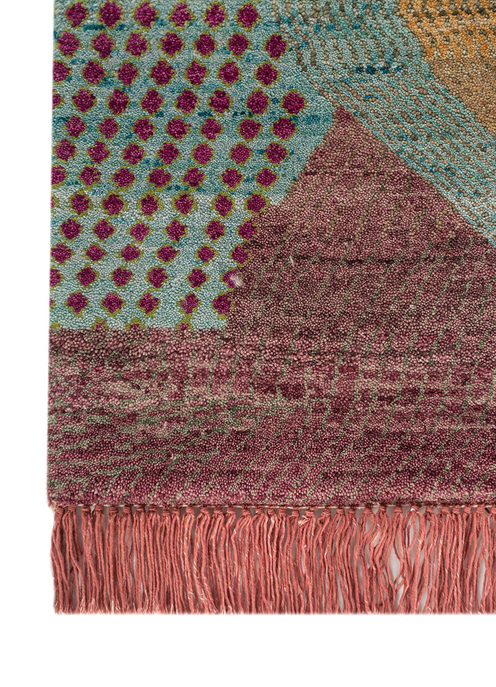 weaver art reserve pink and purple wool hand knotted Rug - Corner