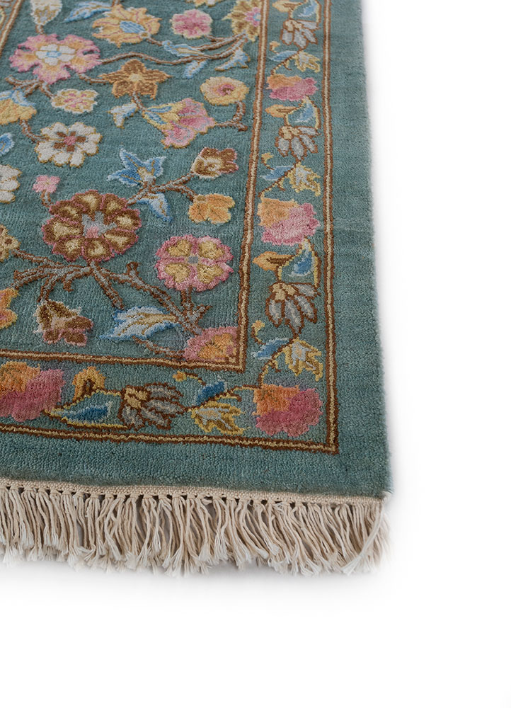 aurora blue wool and silk hand knotted Rug - Corner
