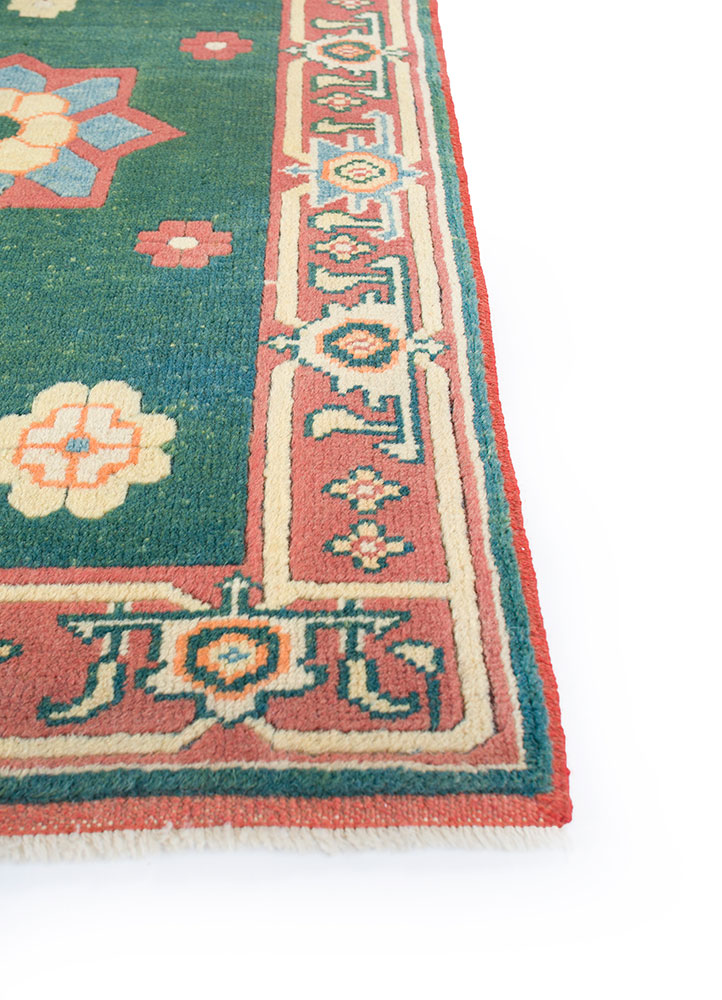 nuray green wool hand knotted Rug - Corner