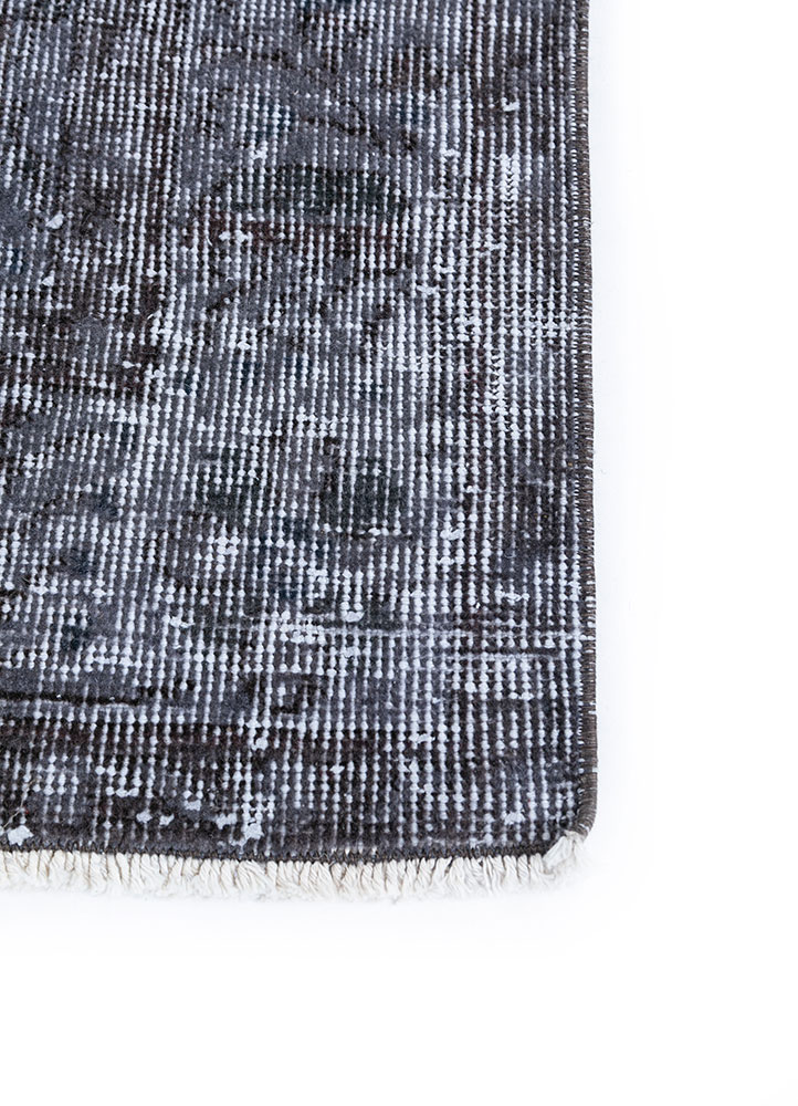 lacuna grey and black wool hand knotted Rug - Corner