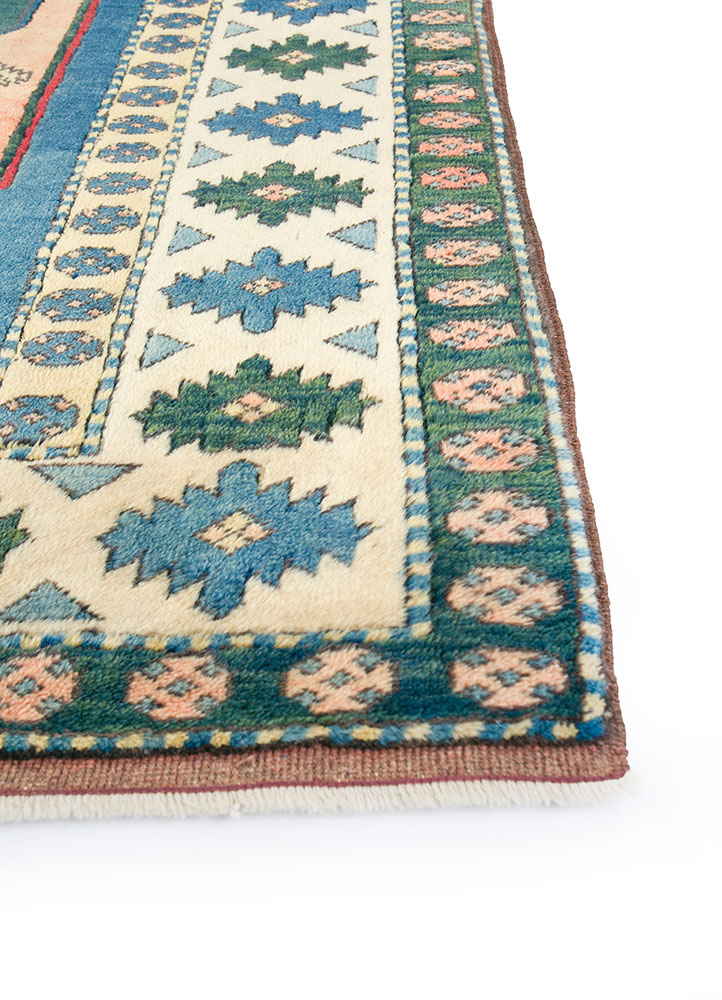 nuray blue wool hand knotted Rug - Corner