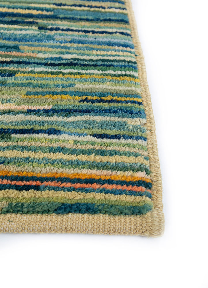 nuray green wool hand knotted Rug - Corner