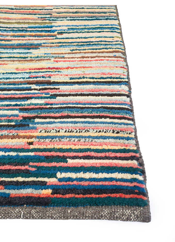 nuray multi wool hand knotted Rug - Corner