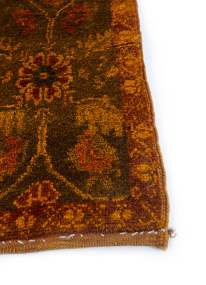 lacuna beige and brown wool hand knotted Rug - Corner