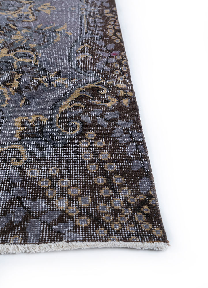 lacuna grey and black wool hand knotted Rug - Corner