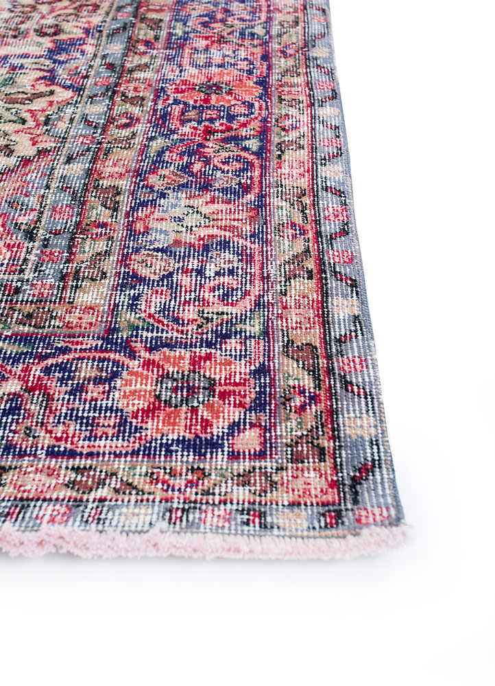 vintage red and orange wool hand knotted Rug - Corner