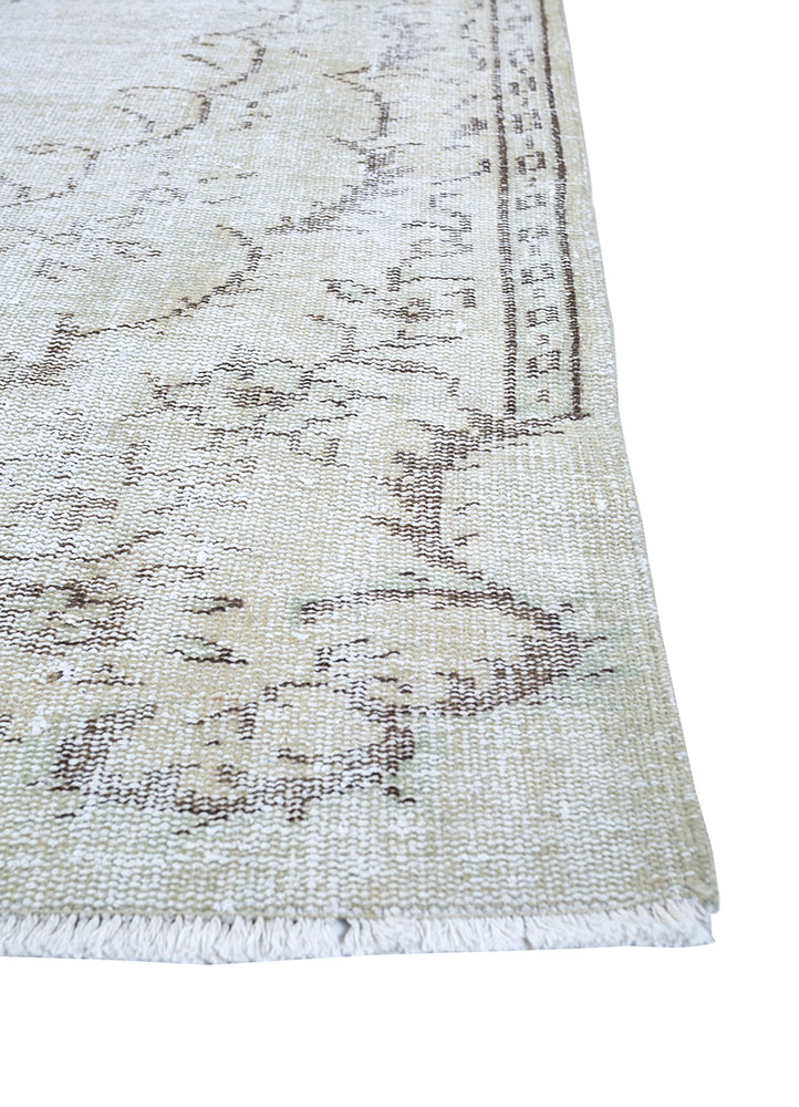 vintage grey and black wool hand knotted Rug - Corner
